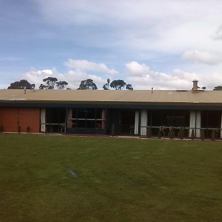 Tandara Motor Inn Triabunna Extérieur photo